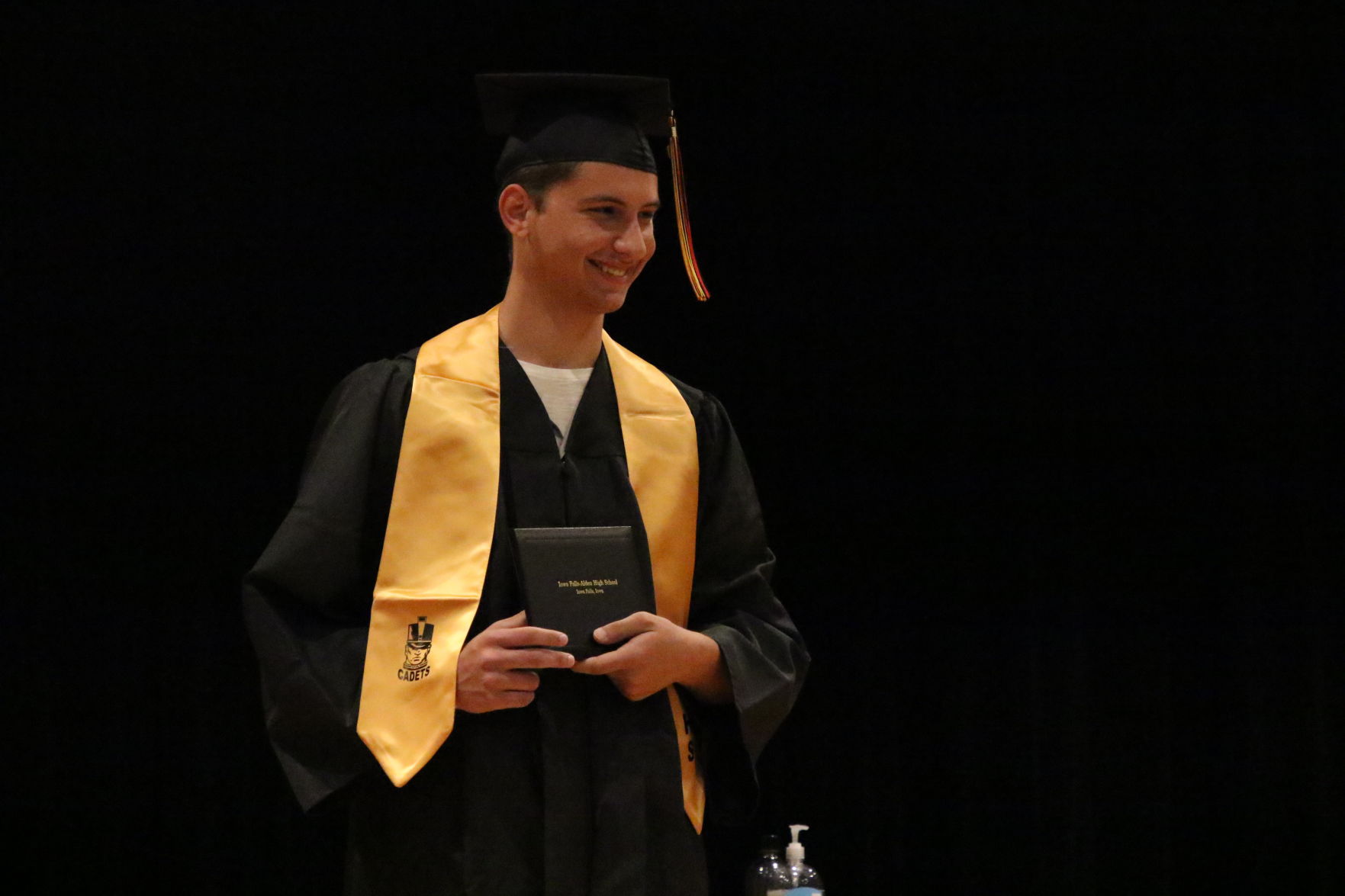 IFA_Grad1787.JPG
